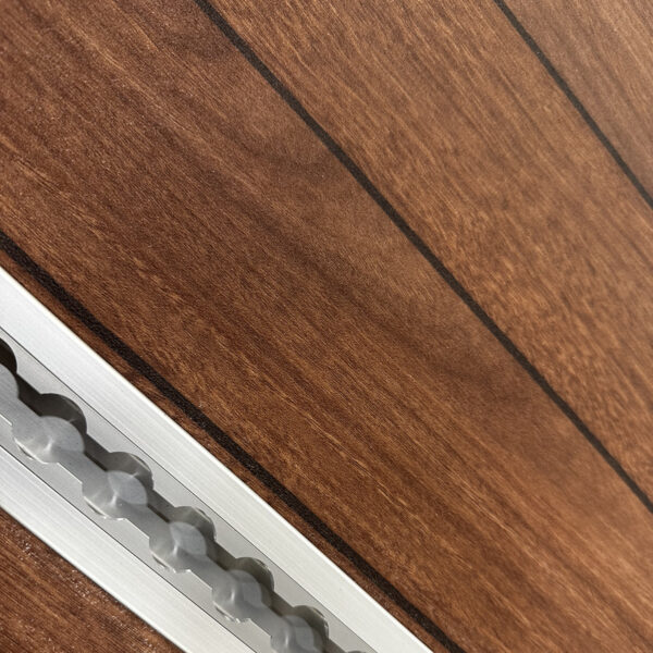 Mobiframe Clipper close up