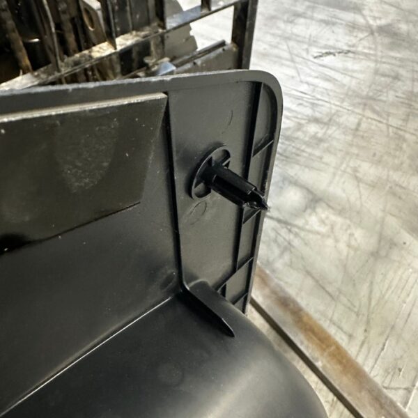 VW T7 / Ford Custom V710 Side Step – Genuine Sliding Door Step - Image 2