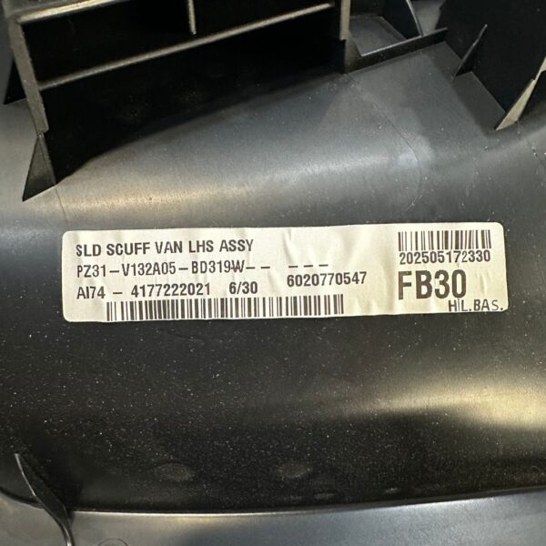VW T7 / Ford Custom V710 Side Step – Genuine Sliding Door Step - Image 3